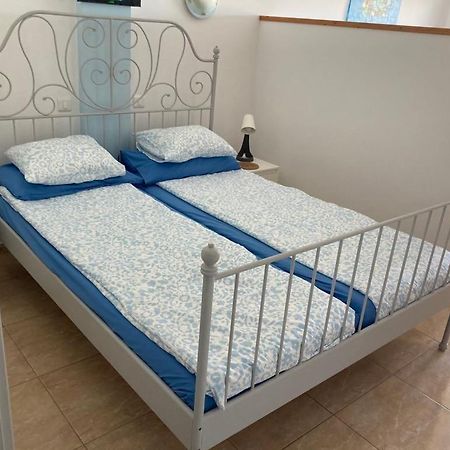 Yumbo Beach Apartment 2 With High Speed Free Internet San Bartolomé Esterno foto